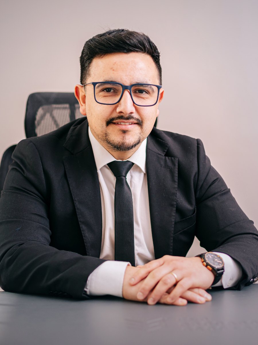 Fabián Estrada Estrada, abogado de E&B Abogados Asociados